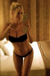 Xiiii! Modelo diz que ex-atacante do Grêmio a traiu com governanta 'baranga'