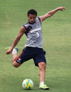 Carioca: Artilheiro da Seleção treina bem e tem volta ao Flu confirmada por Renato