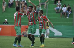 Gaúcho: Invicto no São Paulo, Guilherme trabalha para retornar ao time