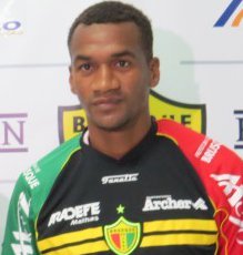 Catarinense: Animado com a vitória sobre o Avaí, Júlio César já sonha com o G4