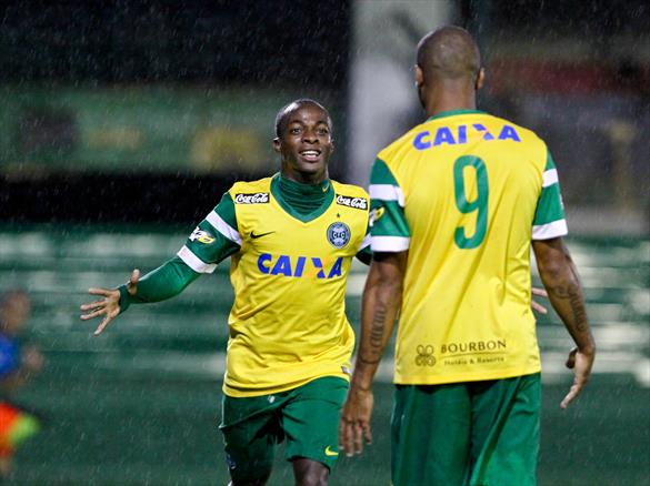 PARANAENSE: Coritiba vence e sai da zona de rebaixamento