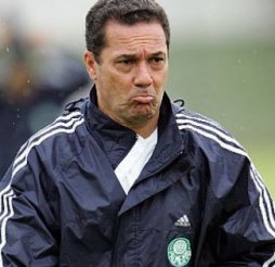 Blog do Ari: Luxemburgo, profissional badalado que caiu no esquecimento