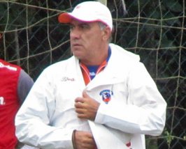 Carioca: Sem vencer, Bonsucesso contrata técnico que revelou Ronaldo Fenômeno