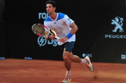 Tênis: ‘Foi muita emoção’, diz Bellucci após virada no Rio Open