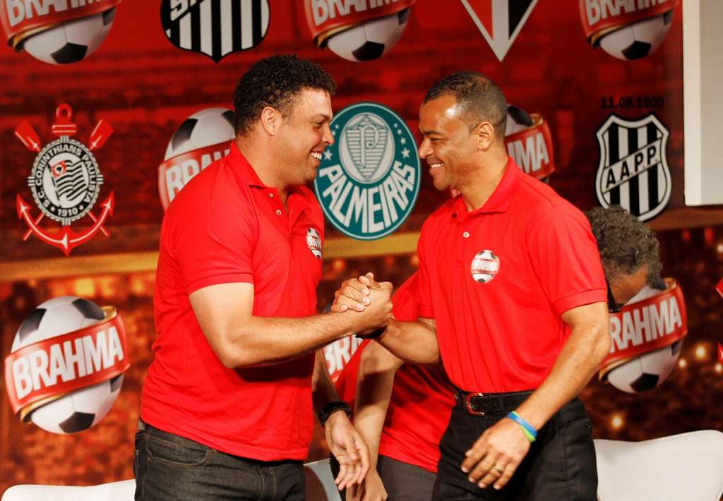 Ídolo da Seleção critica atrasos de obras da Copa do Mundo