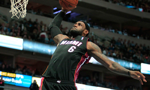 NBA: Miami Heat vence com melhor marca de LeBron na temporada