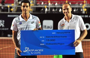 Tênis: Bruno Soares recebe premiação inédita da ATP