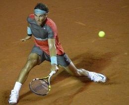 Tênis: Nadal arrasa compatriota e vai às quartas no Rio Open