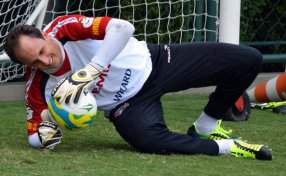 Paulistão: Goleiro vê time longe do ideal, mas Muricy aponta evolução