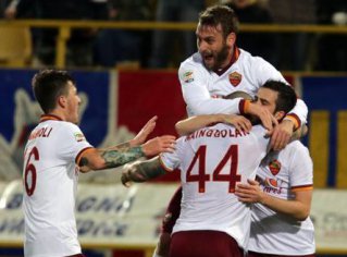 ITALIANO: Roma ganha e segue viva na luta pelo título italiano