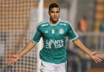 Paulistão: Palmeiras inicia conversa para renovar com artilheiro