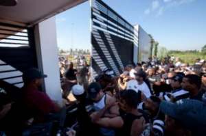 Ex-preso de Oruro se entrega à polícia por invasão a CT do Corinthians