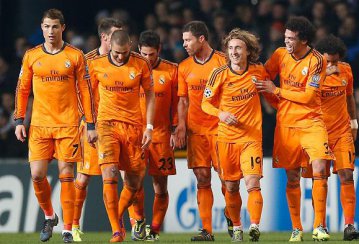 LIGA DOS CAMPEÕES: Em jogo de golaços, Real dá show e humilha Schalke