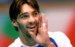 Vôlei: Ídolo brasileiro abandona Dubai e pode encerrar carreira