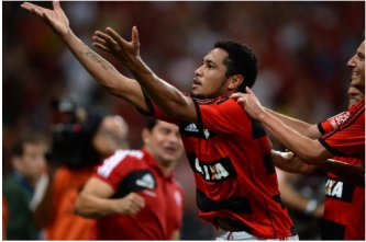 Flamengo 3 x 1 Emelec-ECU – No Maraca não tem para ninguém…