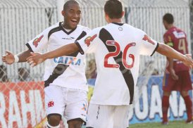 CARIOCA: Vasco supera calor, vence Madureira e se consolida no G4