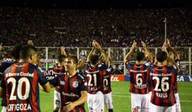 LIBERTADORES: Dia dos hermanos! San Lorenzo vence e Newell’s dá show