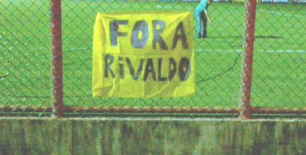 Debaixo de protestos, "cartola-jogador" anúncia técnico do Mogi 2 0002048163379 img