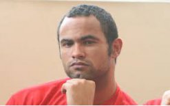 Com salário “baixo”, goleiro Bruno deve assinar com time mineiro nesta sexta