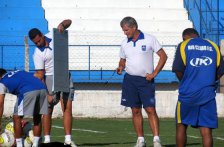 Paulistão: Técnico do Rio Claro mantém postura e não divulga time