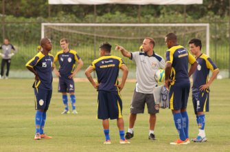 Paulista A2: Indo mal, Grêmio Barueri contrata ex-técnico da Seleção feminina