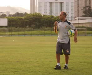 Grêmio Barueri x São Caetano – Duelo dos desesperados