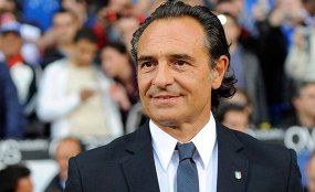 Amistosos: Prandelli convoca dois novatos na seleção italiana