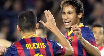 ESPANHOL: Barcelona goleia Almería e encosta no líder Real Madrid