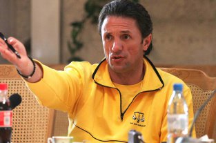 Ídolo no país, ex-jogador é condenado a três anos de prisão na Romênia