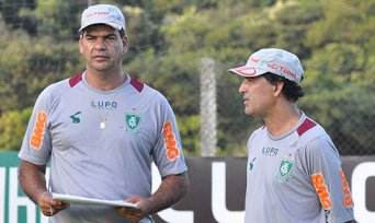 Mineiro: Após primeira vitória no Coelho, Moacir Júnior festeja bom futebol