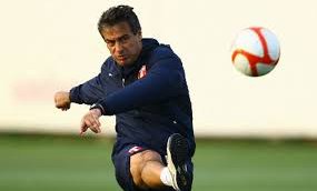 Sem Bielsa, seleção peruana fecha com técnico uruguaio