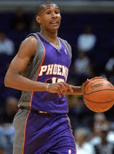 Basquete: Ala brasileiro sofre fratura na mão em derrota do Suns