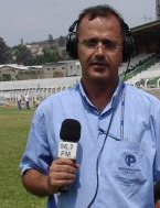 Rádio Trans contrata narrador experiente para a vaga de Luiz Storino