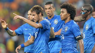 Amistosos: Felipão faz elogios e ainda prevê evolução de ex-Santos