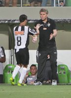 Mineiro: Autuori exalta adversário e celebra vitória atleticana