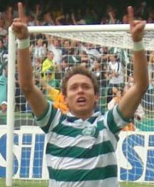 Atacante rescinde com Barcelona e assina pré-contrato com time do Brasileirão