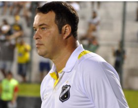 Roberto Fernandes tem campanha arrasadora no Frasqueirão em Natal