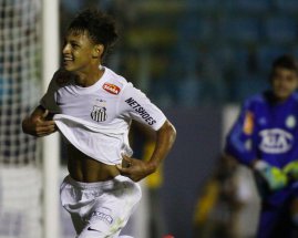 Na mira do Cruzeiro, atacante define futuro com Santos na próxima semana