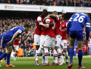 COPA DA INGLATERRA: Arsenal goleia Everton e está nas semifinais