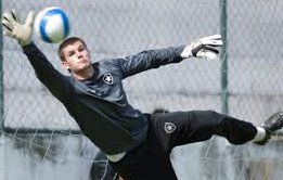 Espanhol: Getafe troca técnico e anuncia goleiro brasileiro
