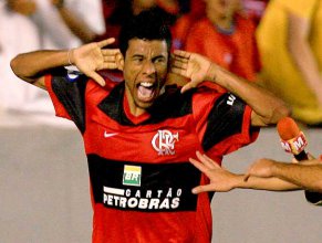 Libertadores: Mesmo sem lesão, lateral ainda é dúvida no Fla