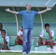 Estrela do técnico Gauchinho brilha e Unaí rebaixa Legião no Candangão