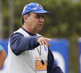 Libertadores: Em grupo embolado, Cruzeiro busca primeira vitória fora