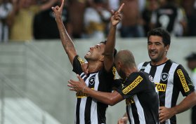 Libertadores: Botafogo chega ao Equador com foco na liderança