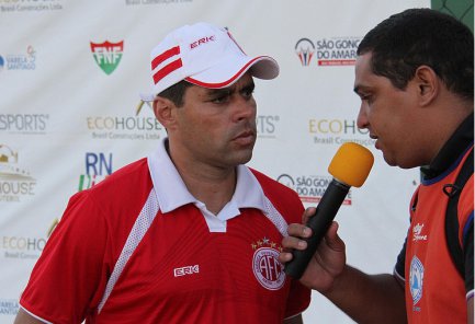 Treinador da nova geração leva o América-RN a semifinal da Copa do Nordeste