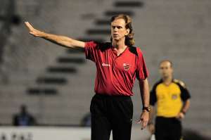 Paulistão: Próximo da queda, Oeste anuncia troca de treinador