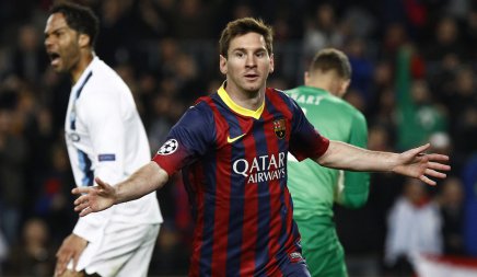 LIGA DOS CAMPEÕES: Brasileiro marca; Barcelona vence e avança