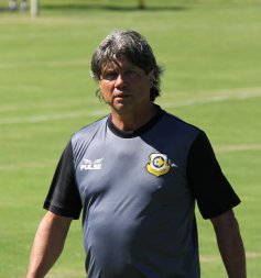 Sem classificação garantida, time do Paulistão planeja renovar com técnico