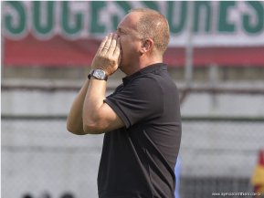 Paulistão: Mano diz que não vai jogar a vida inteira com 3 volantes