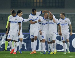 ITALIANO: Ex-cruzeirense decide, Inter de Milão vence e assume 4º lugar